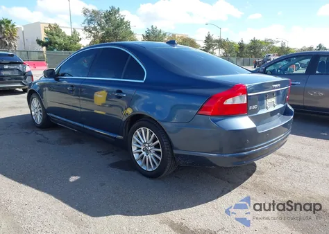 2008 Volvo S80 3.2 z USA, uszkodzony, nr VIN YV1AS982081068470